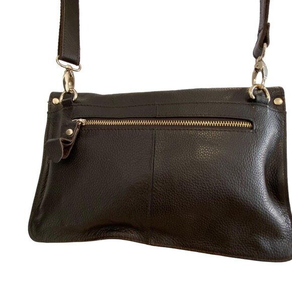 G.M. Shi Jia Black Pebbled Leather Crossbody Bag With Adjustable Strap & Secure - Picture 3 of 13